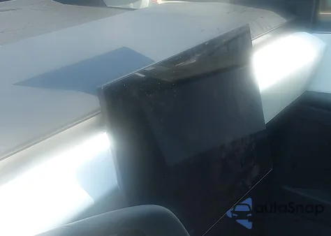 2024 Tesla Cybertruck All-Wheel Drive из США, поврежденный, VIN 7G2CEHED5RA007852